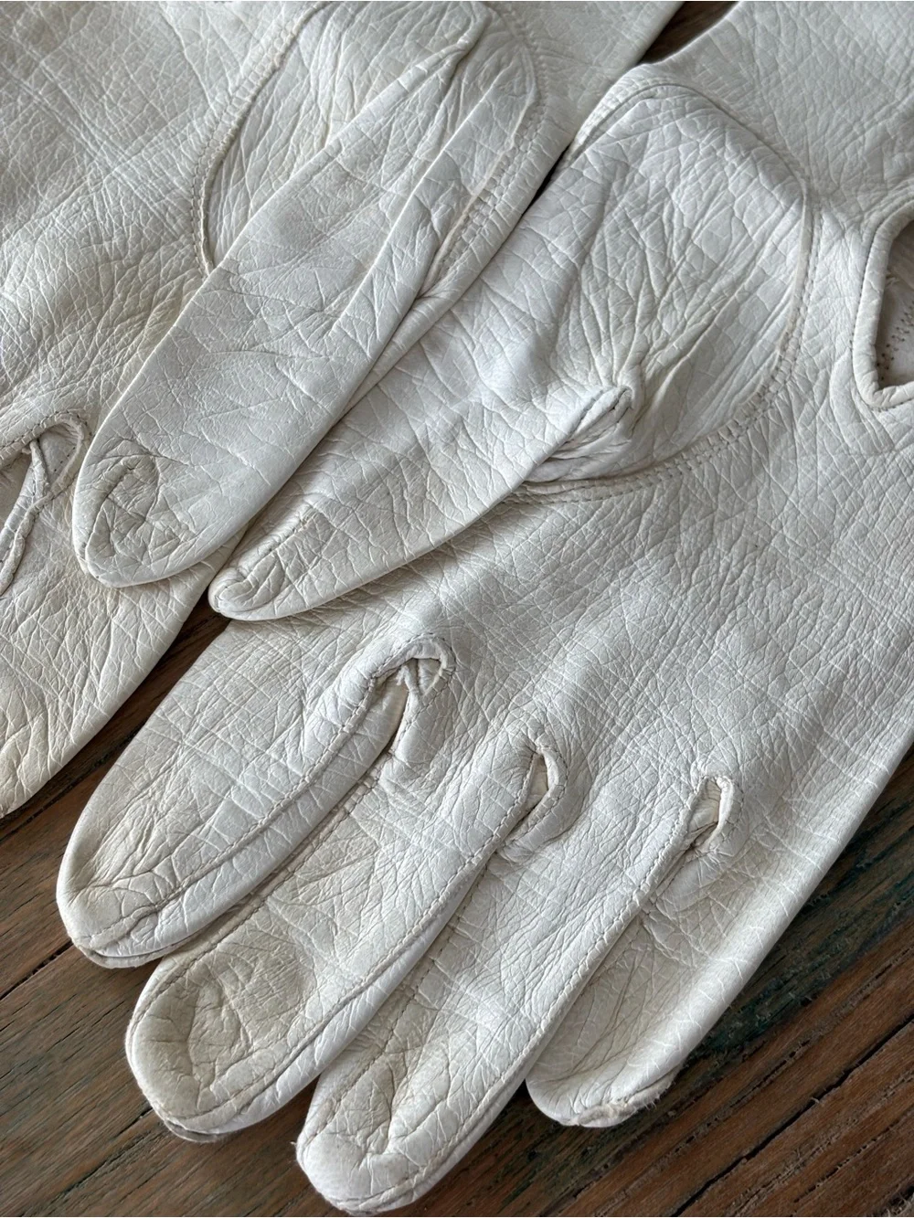 Vintage Long Cream Kid Leather Opera Gloves with Pearl Button Detail Size 6 3/4